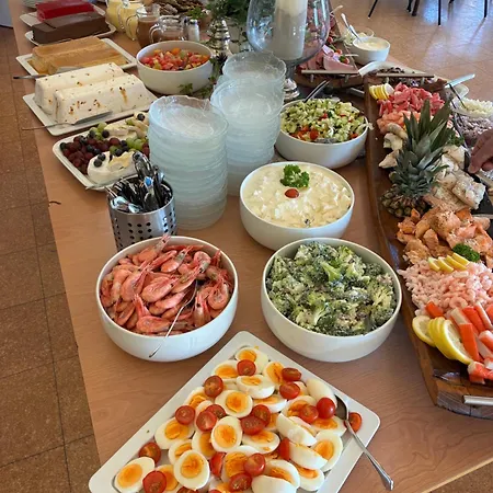 Θέρετρο Alvaera Misionssenter Sommerhotel Lavik (Sogn og Fjordane)