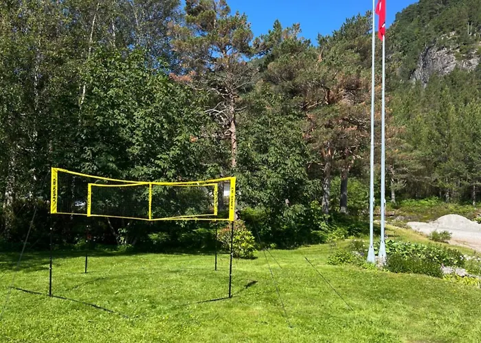 Alvaera Misionssenter Sommerhotel Lavik (Sogn og Fjordane)